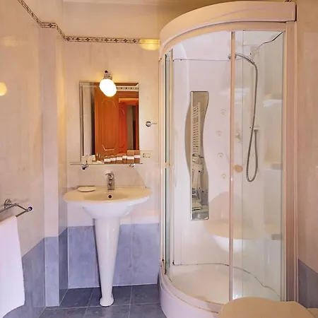 Large Family Apartment E8 Rome Exterior photo